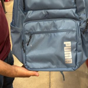 C. Mochila PUMA Unlimited Escolar y para Laptop