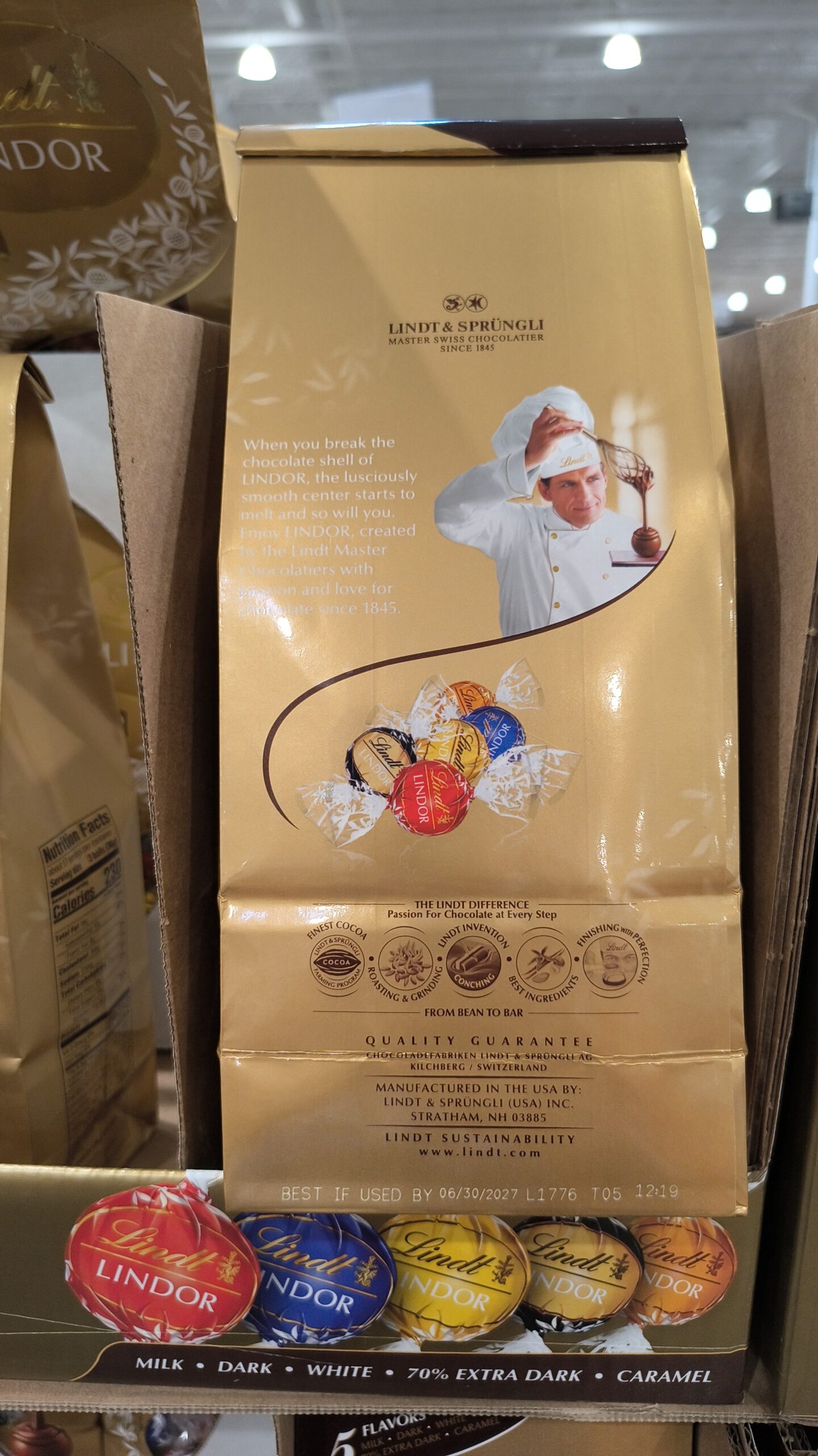 C. Chocolates Finos Lindt Lindor Surtidos (21.2 oz / 600 g) - Imagen 2
