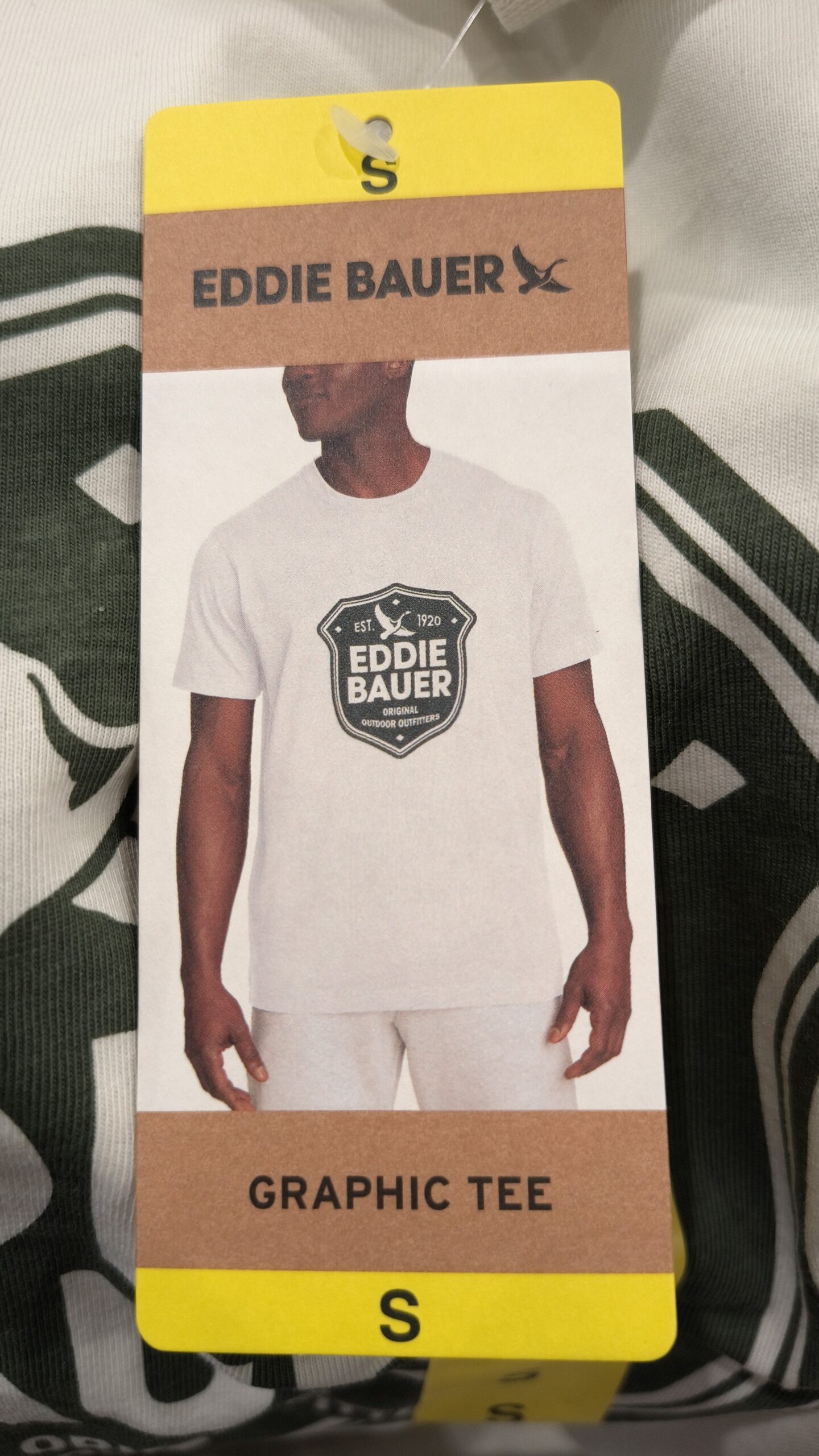C. Playera con Estampado Gráfico Eddie Bauer para Hombre - Imagen 5
