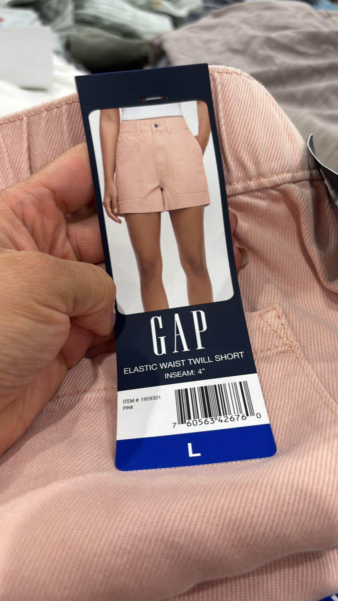 C. Short de Sarga de Tiro Alto GAP para Mujer - Imagen 6