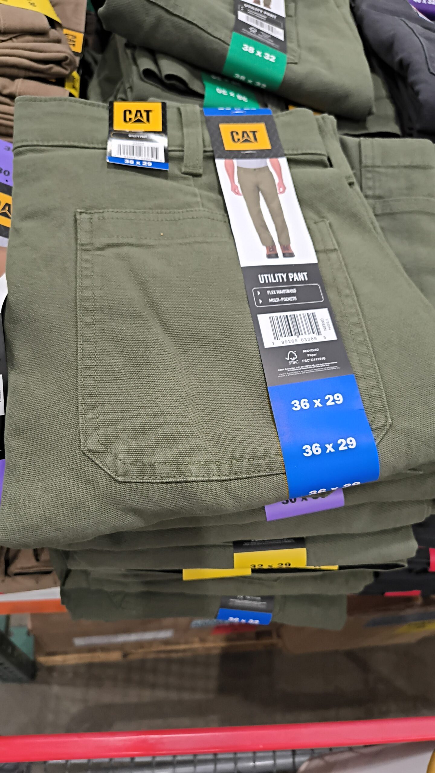 C. Pantalón Utilitario de Trabajo Rudo CAT para Hombre - Imagen 6