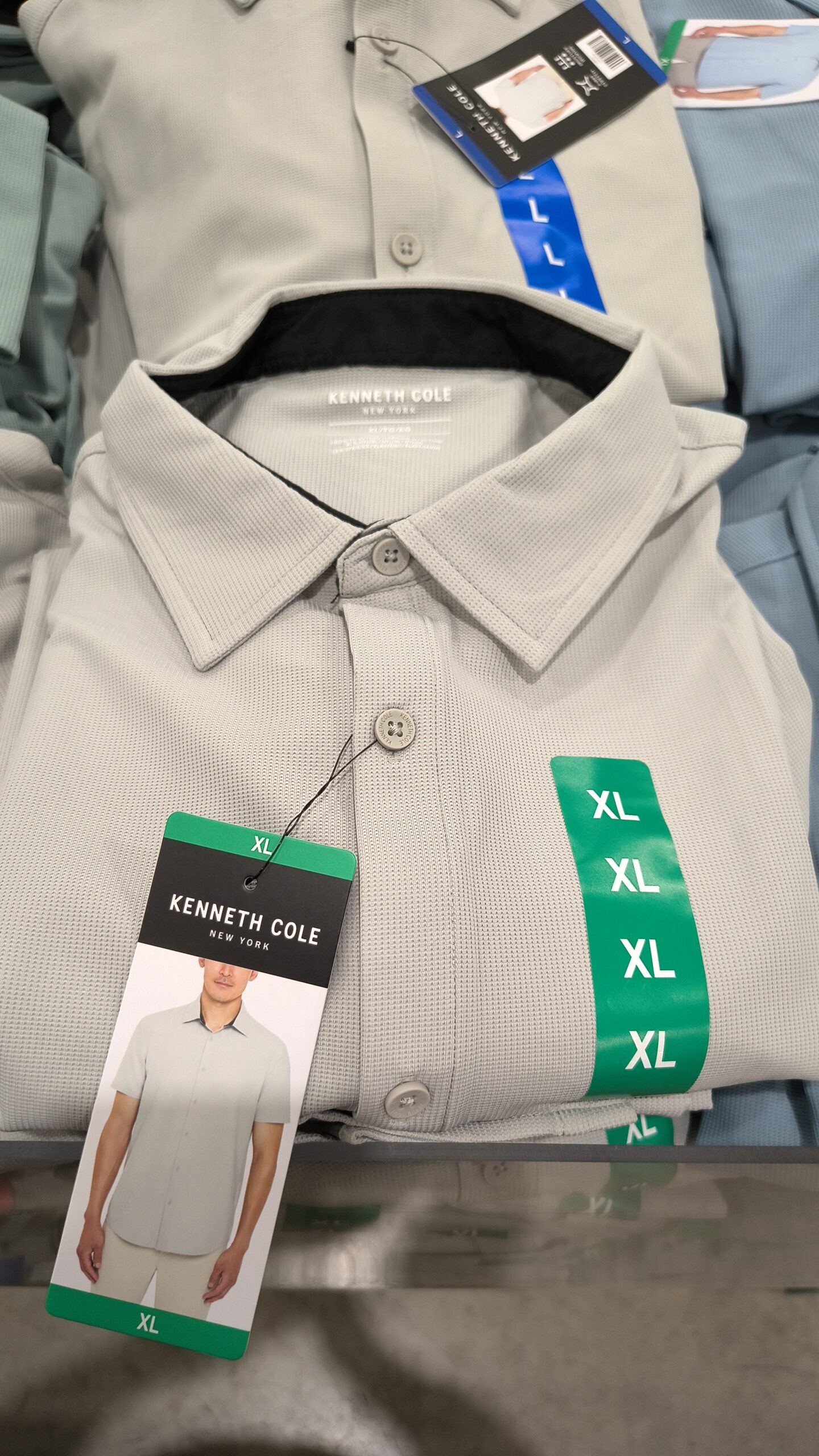 C. Camisa de Manga Corta Ultra Elástica Kenneth Cole para Hombre - Imagen 6