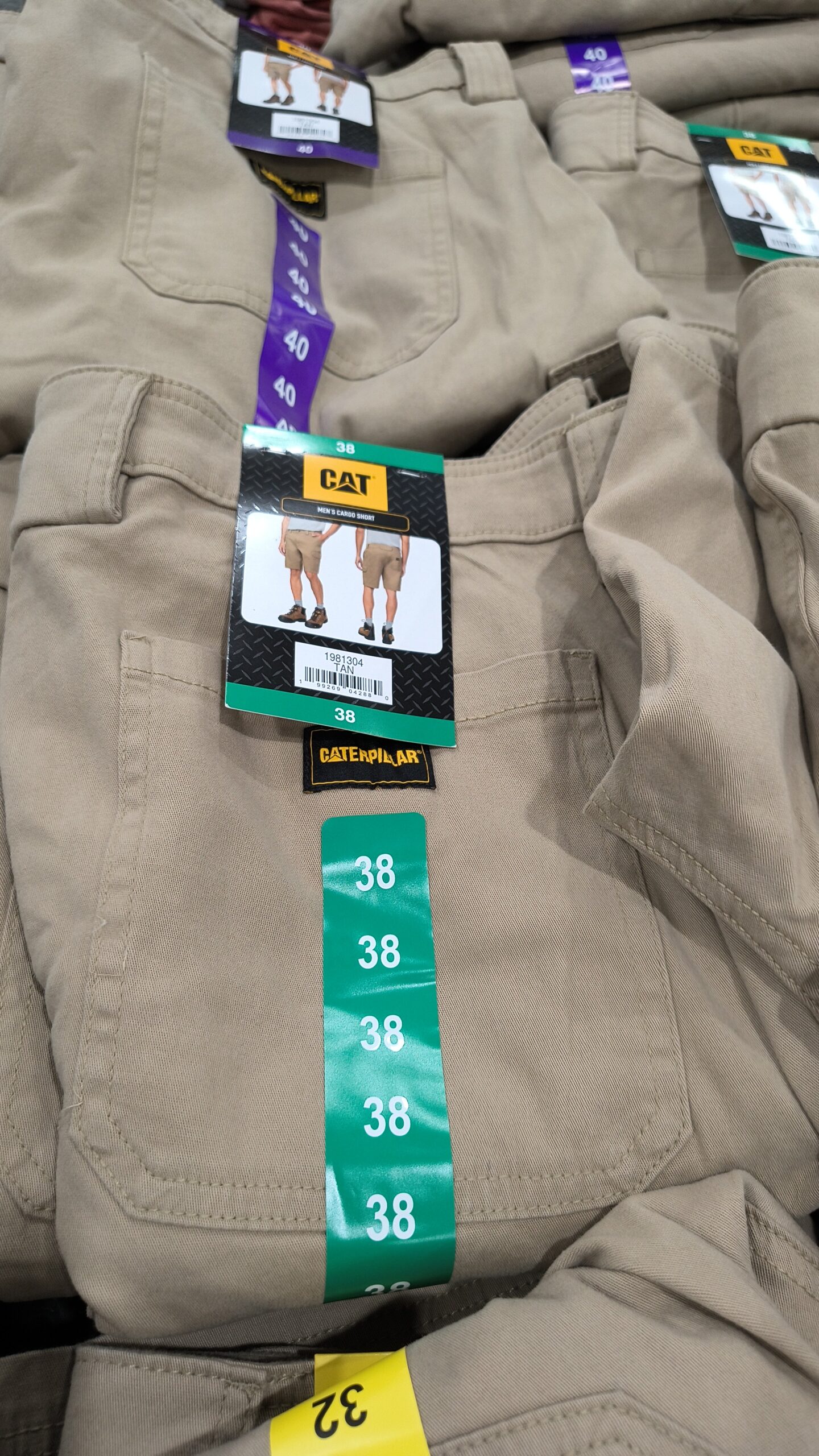 C. Short Tipo Cargo de Trabajo Pesado CAT para Hombre - Imagen 8
