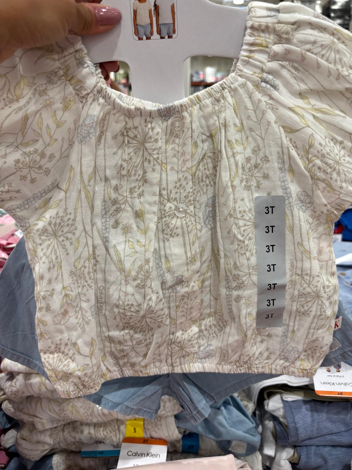 C. Conjunto Calvin Klein de 3 Piezas con Falda-Short para Niña - Imagen 7