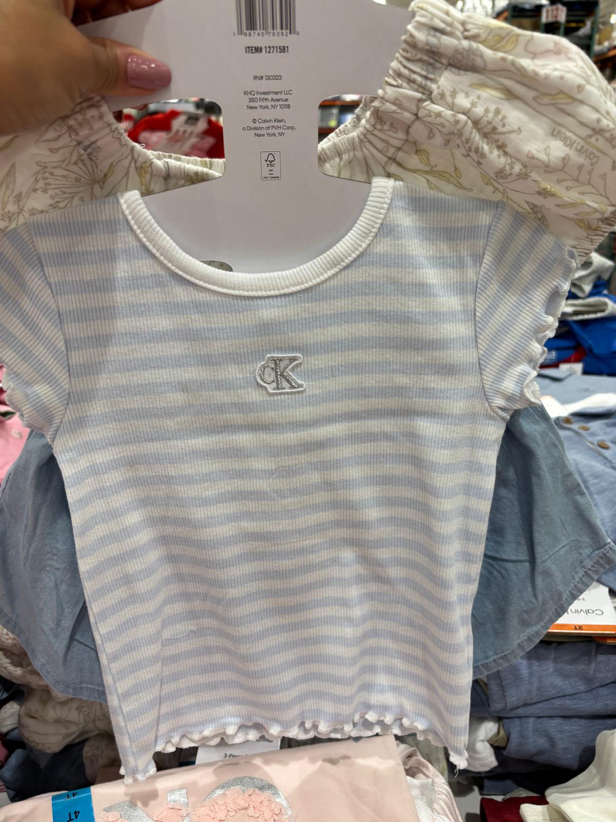C. Conjunto Calvin Klein de 3 Piezas con Falda-Short para Niña - Imagen 8